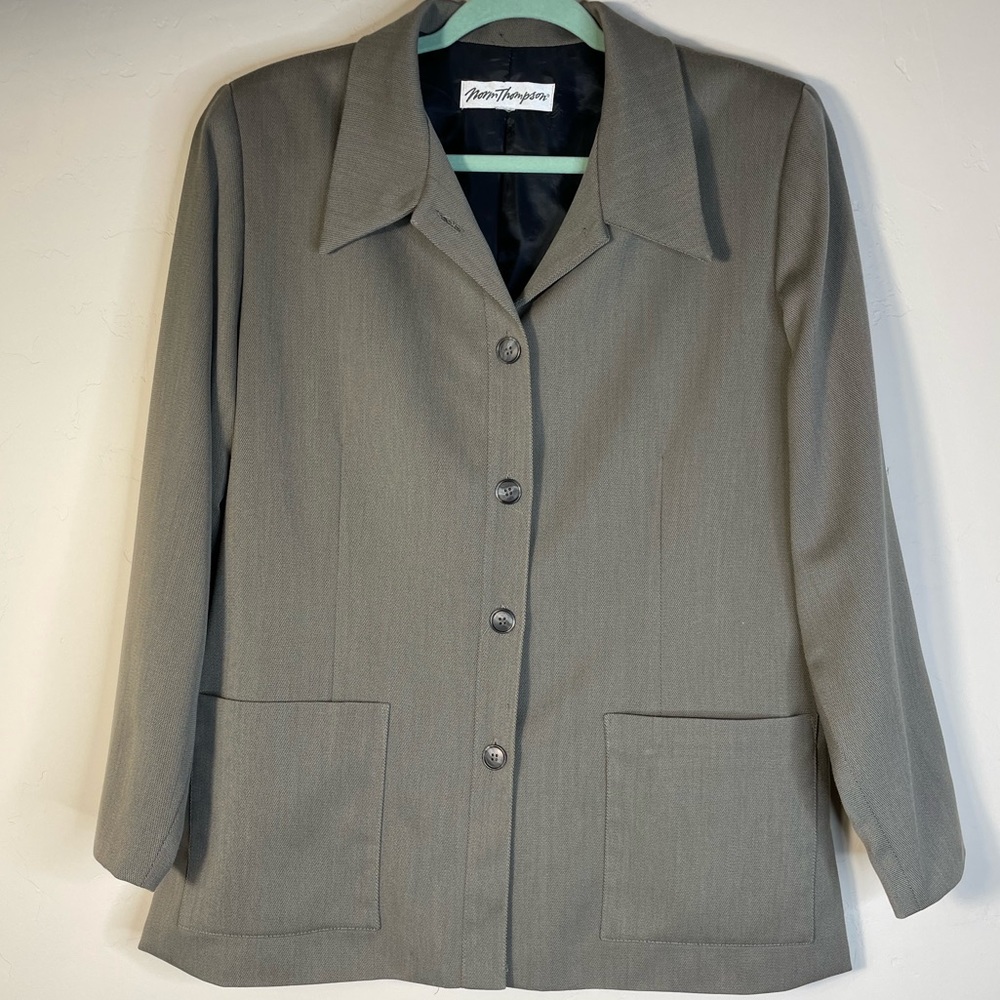 Norm Thompson 2 piece suit